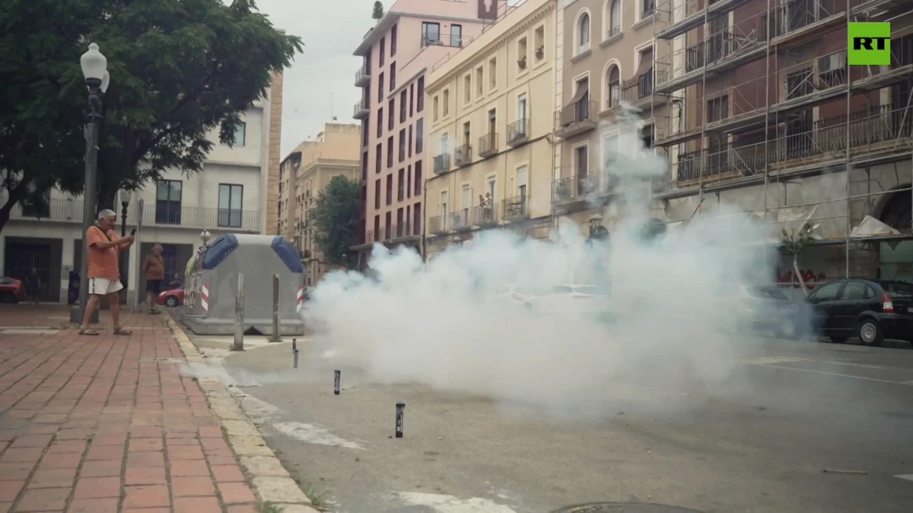 Protesters take to streets of Tarragona over Hard Rock hotel complex