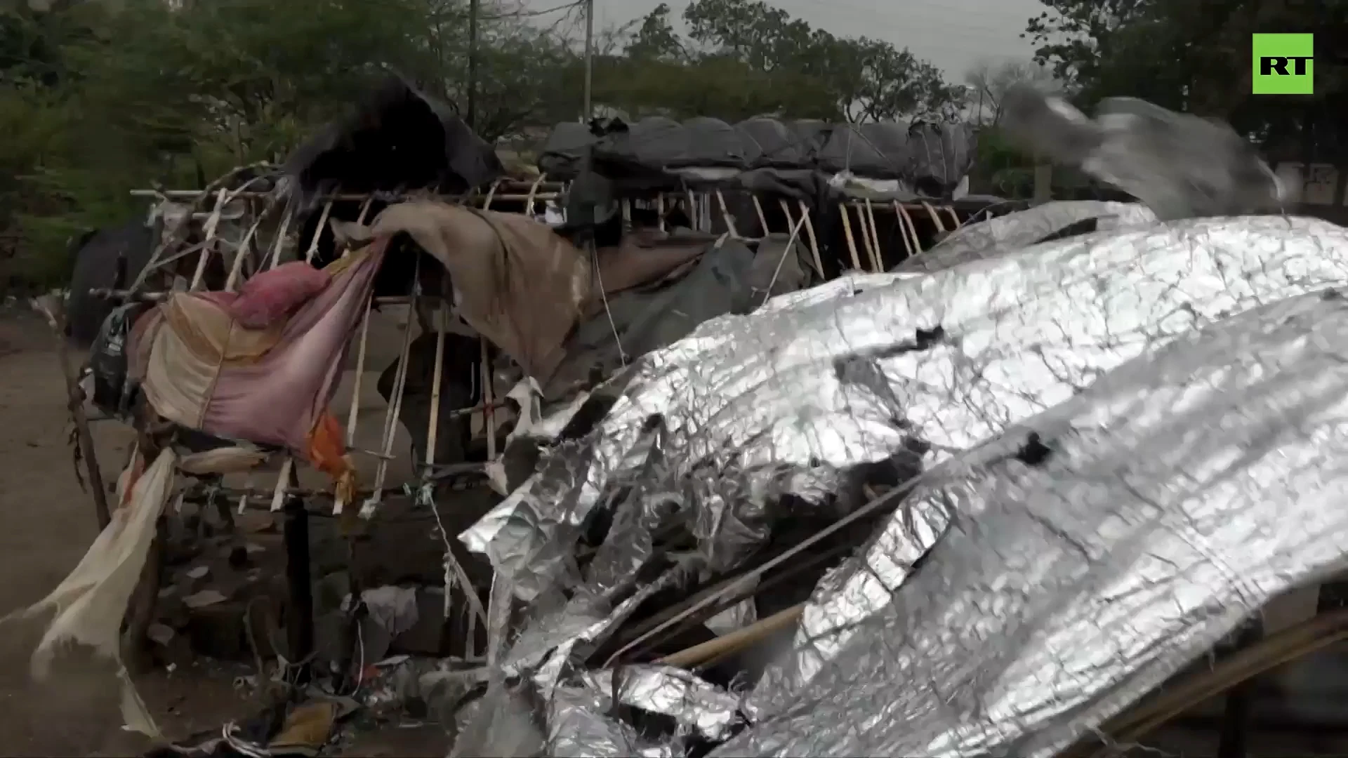 Deadly Cyclone Biparjoy descends on India