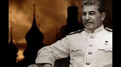 Jornalista pro-Kremlin: a tática russa é “explodir a Igreja por dentro”