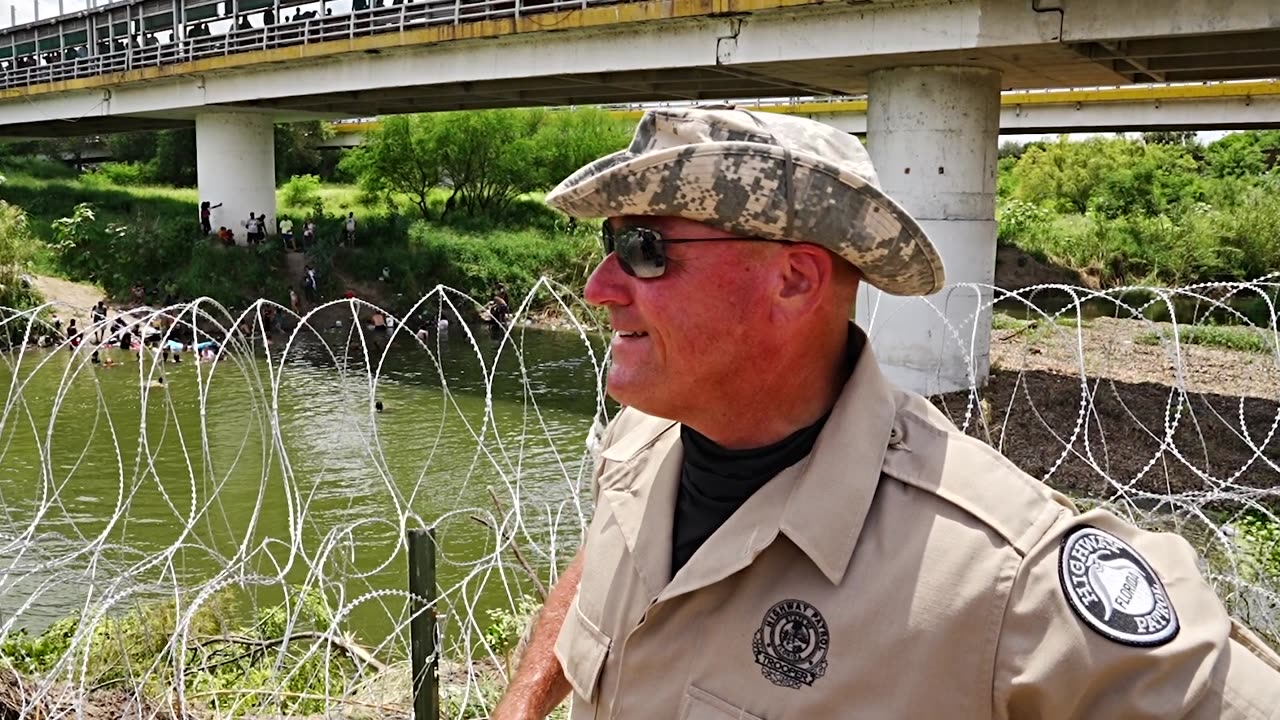 Sgt. Yuknavage at Texas Border