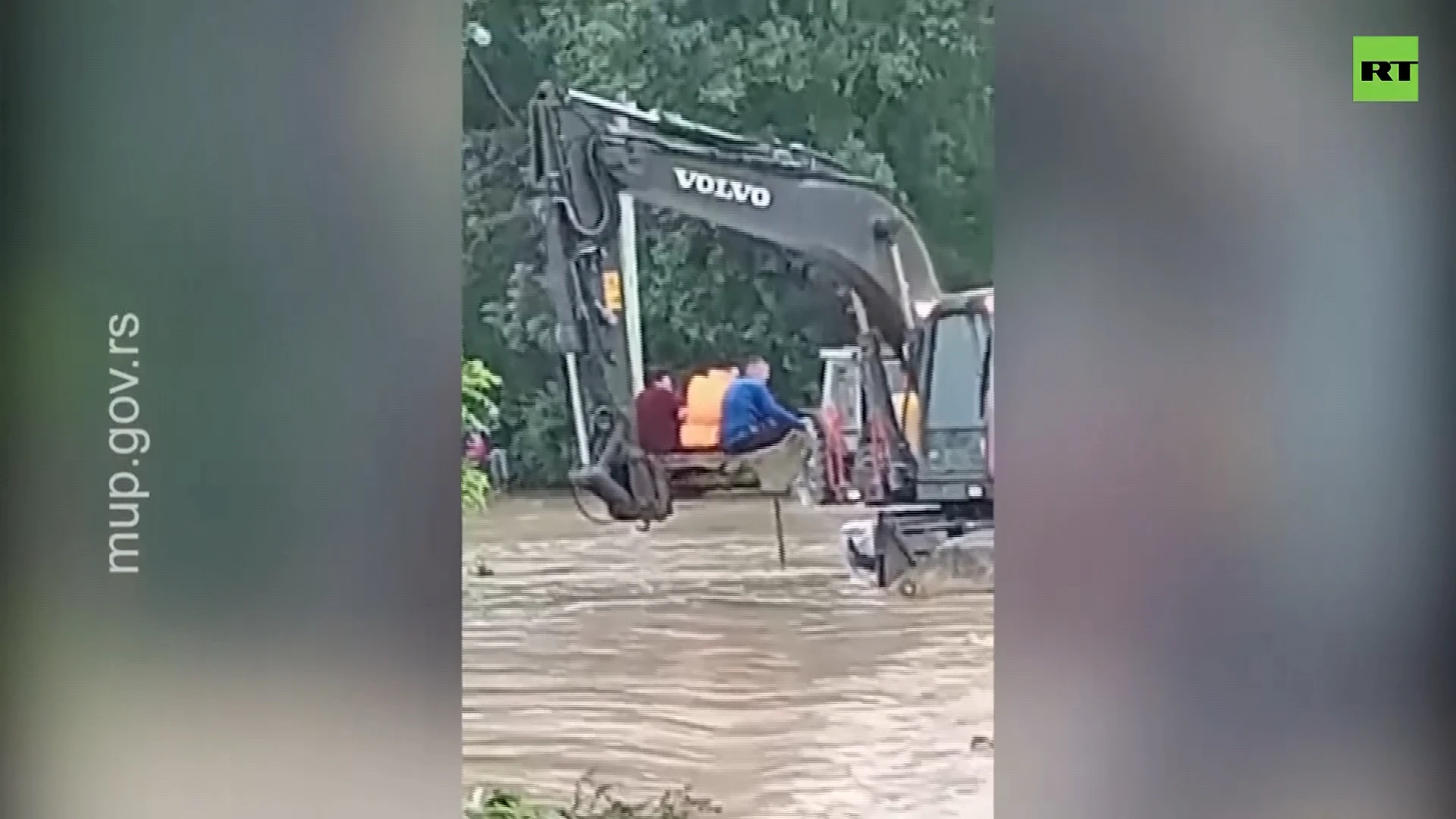 Heavy rains inundate Serbia, trigger evacuations