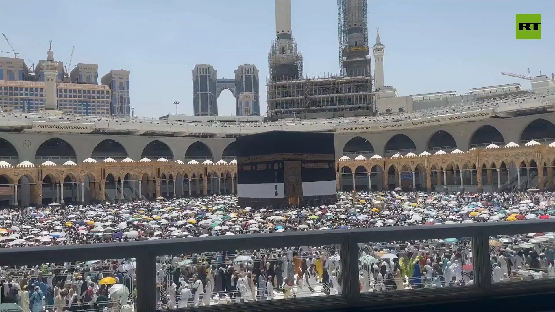 Hajj pilgrims perform farewell circumambulation in Mecca