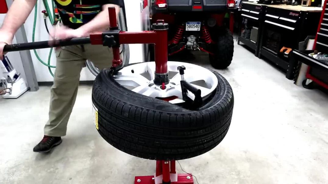 03 of 03 - Mount and Balance Tires at Home - Manual Tire Changer -26 Bubble Balancer