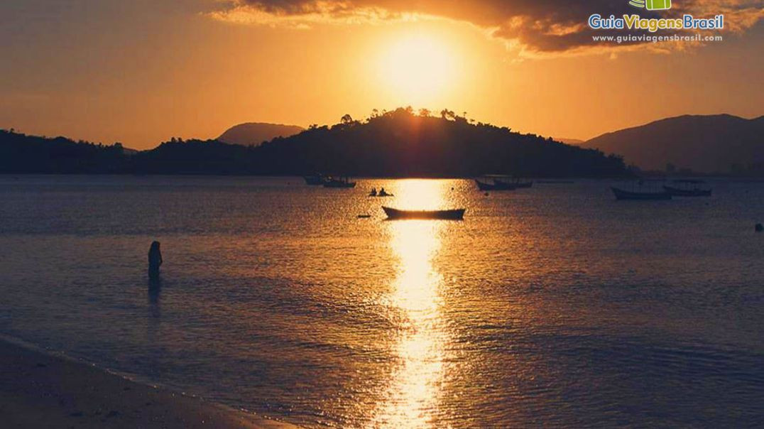 Um lindo final de tarde, pode ser o seu último dia!