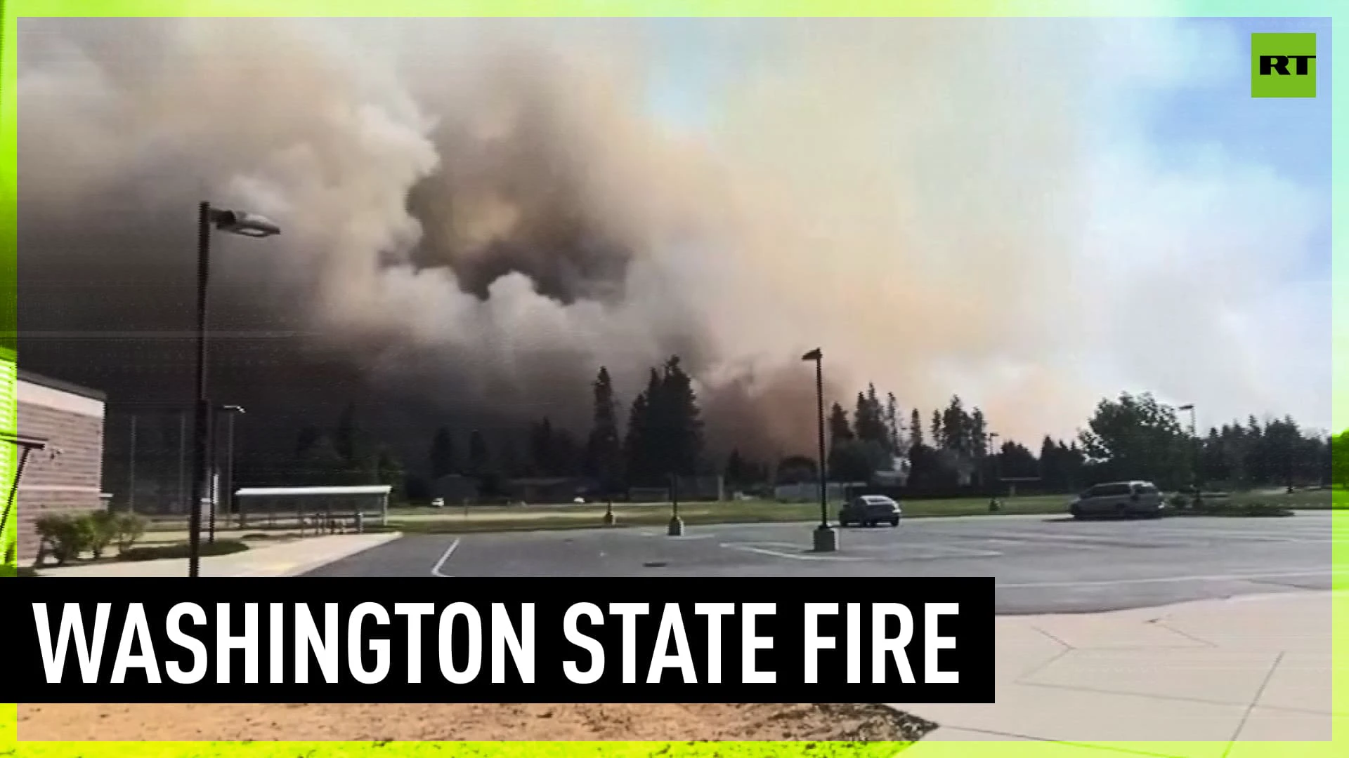 Winds fan wildfire in Washington State