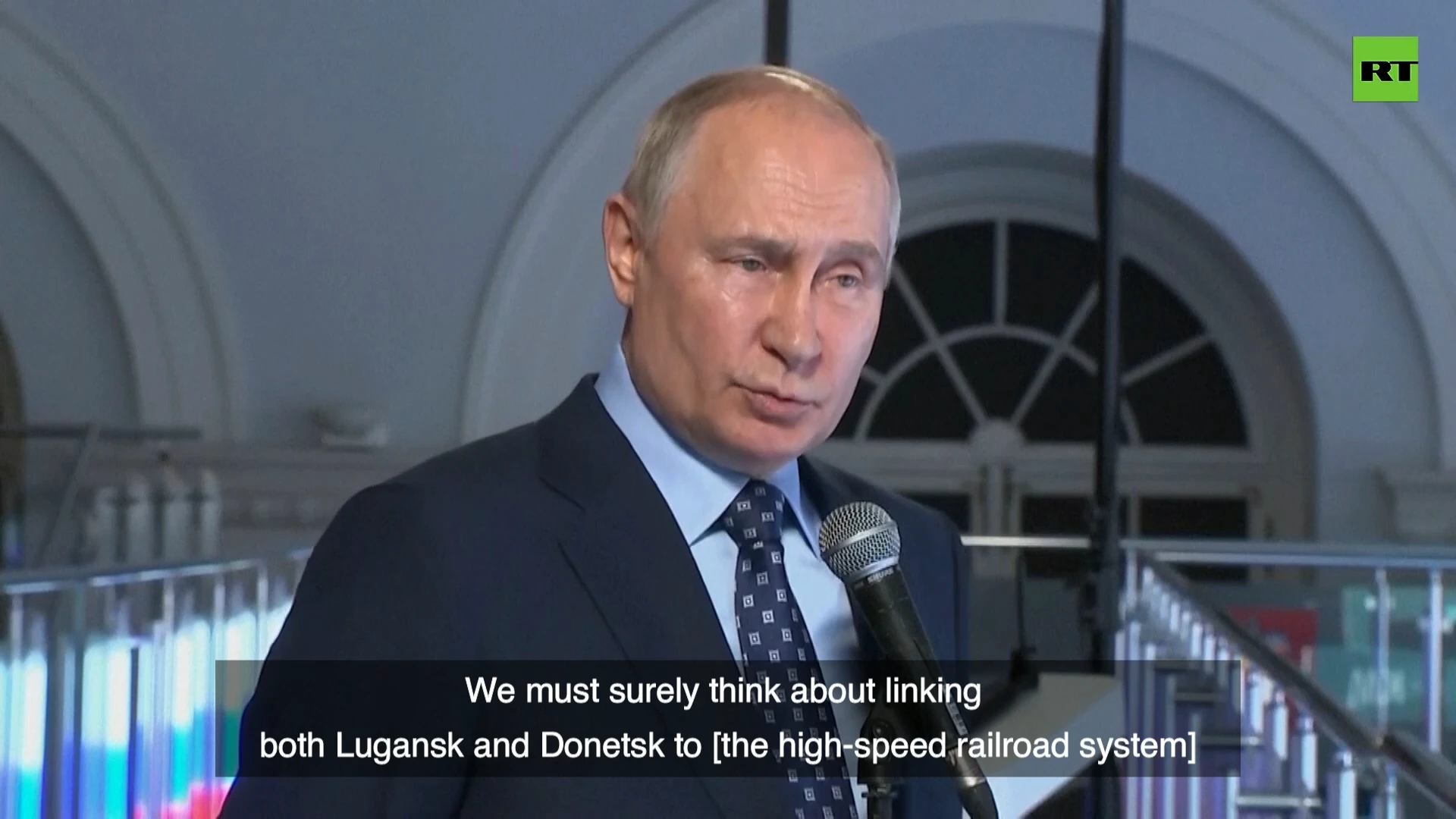 Putin hints at plans to build high-speed railway to Donbass & Belarus