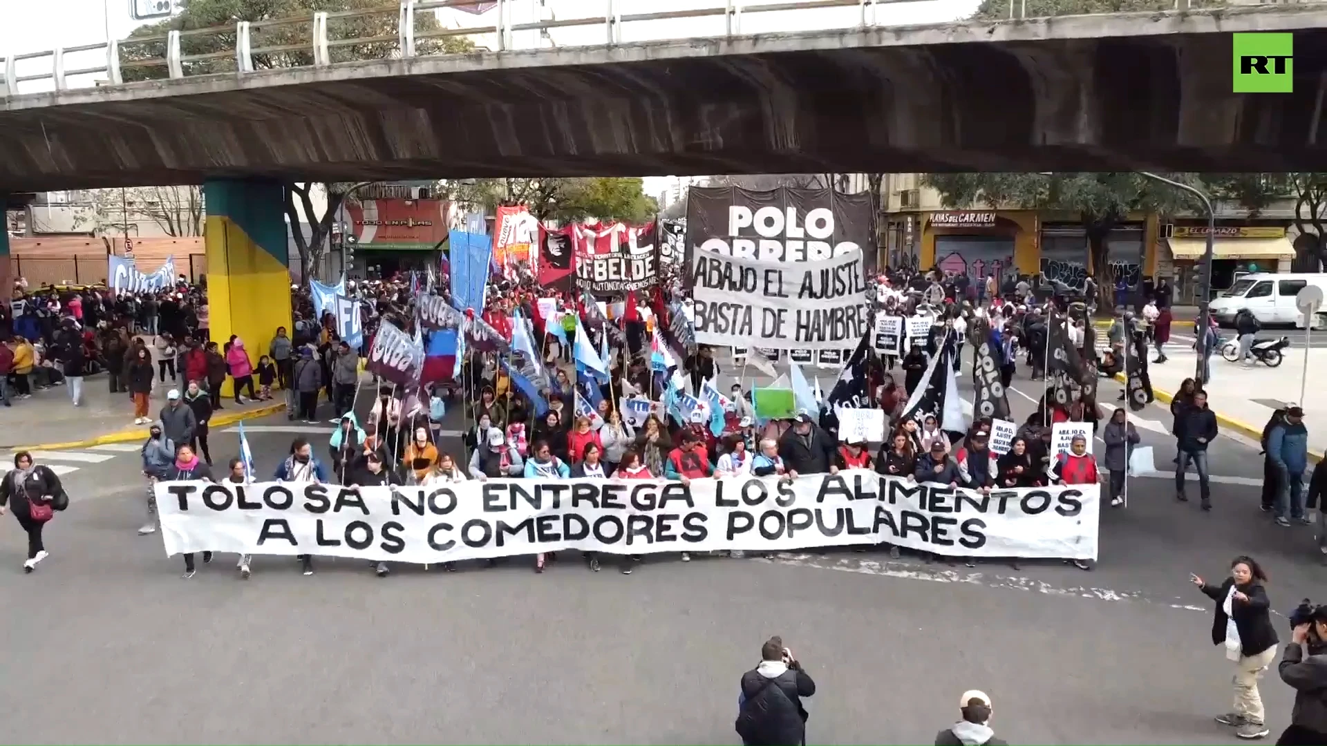 Protesters rally against rising prices and poverty in Argentina