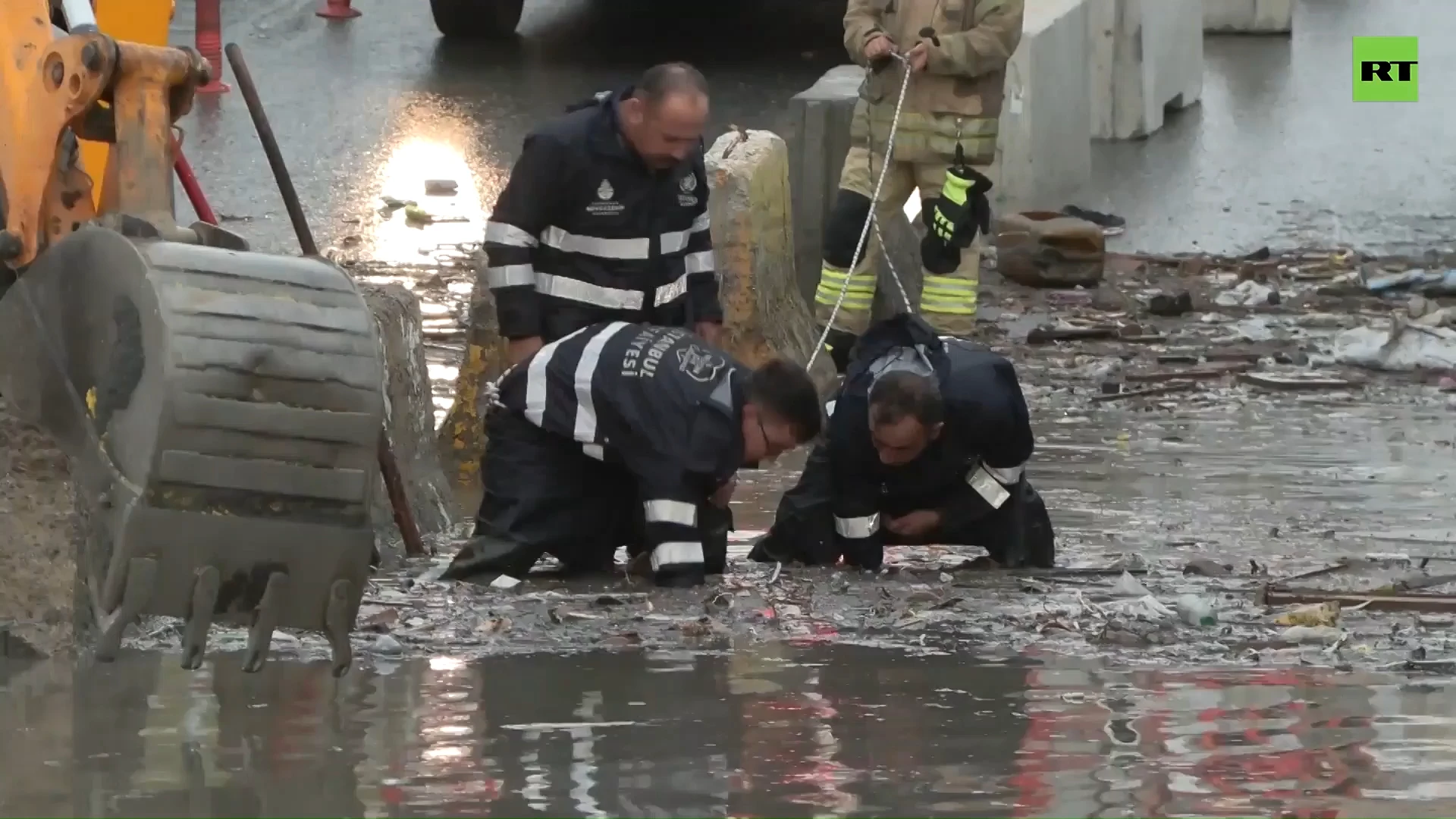 Istanbul inundated as Türkiye hit with thunderstorms