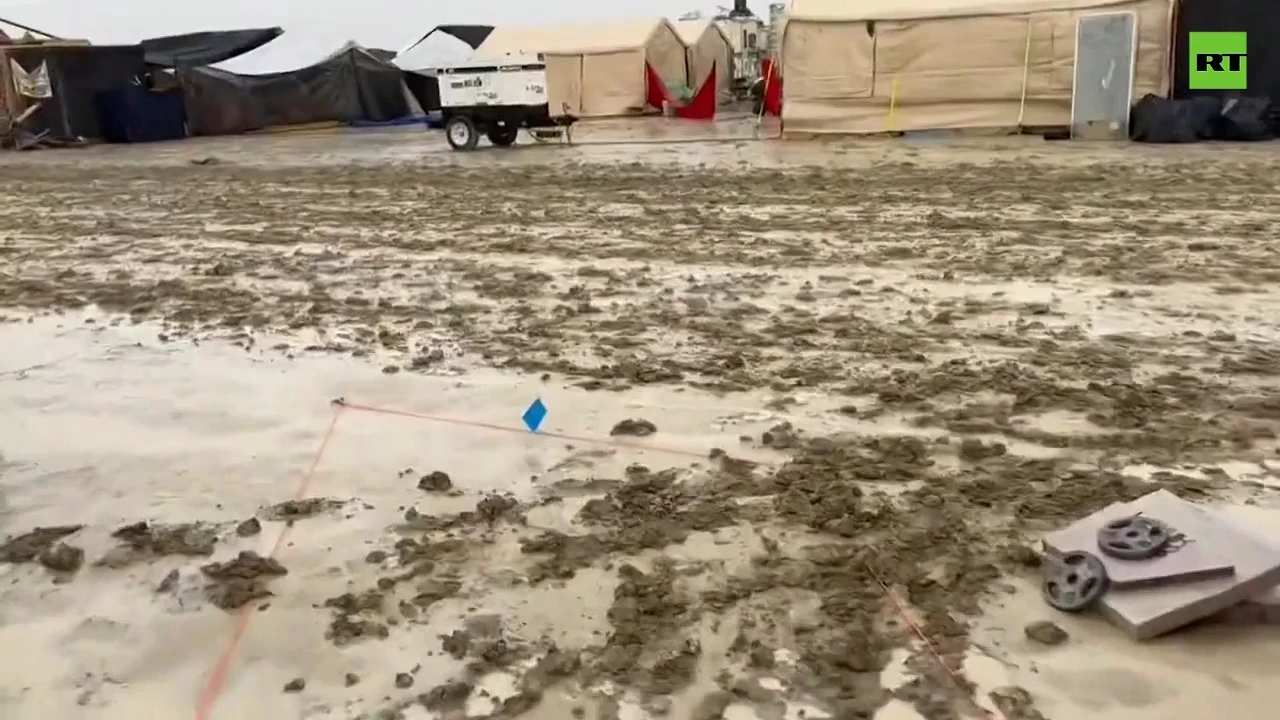 One dead at rain-soaked Burning Man