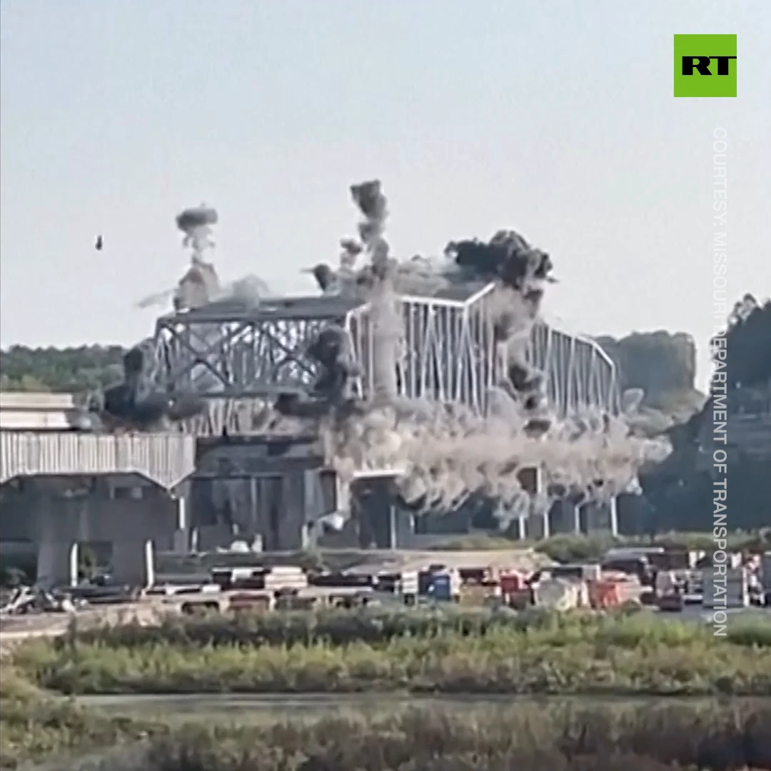 Explosives take out Missouri River bridge