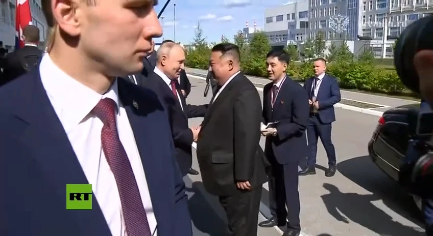 Putin meets Kim Jong Un at Vostochny Cosmodrome