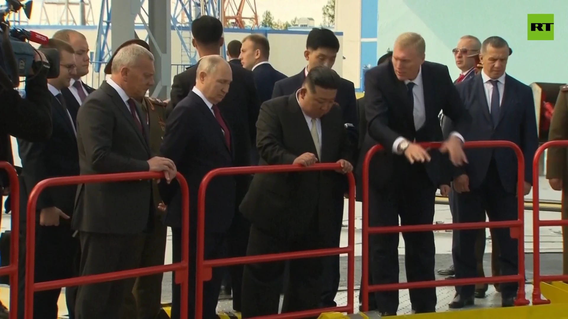 Putin and Kim Jong Un tour the Vostochny cosmodrome