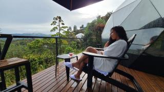 Bringing Sand to The Beach (Travel Edition) - Pro vs Con