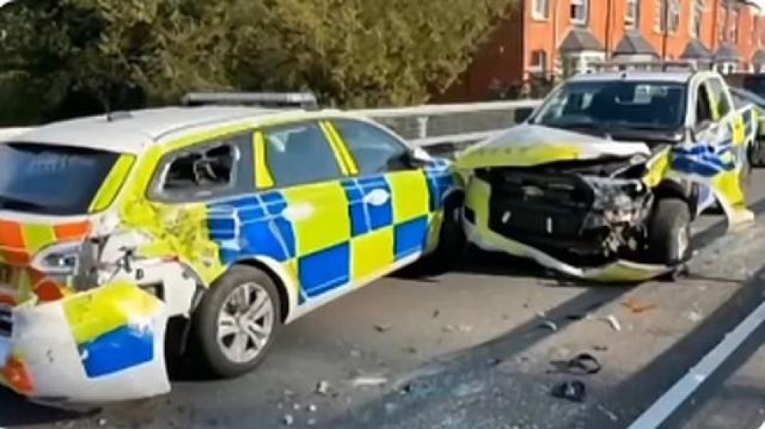 THIS BRITISH FELLOW HAD ENOUGH OF 15 MIN CITIES AND EXPRESSED HIS FRUSTRATION WITH A TRUCK