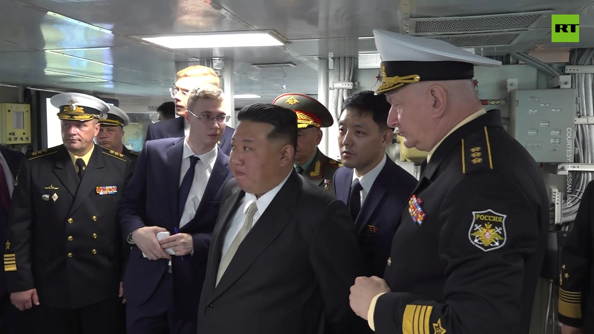 Kim Jong Un inspects Russian Pacific Fleet frigate