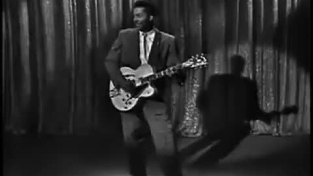 Chuck Berry Sweet Little Sixteen