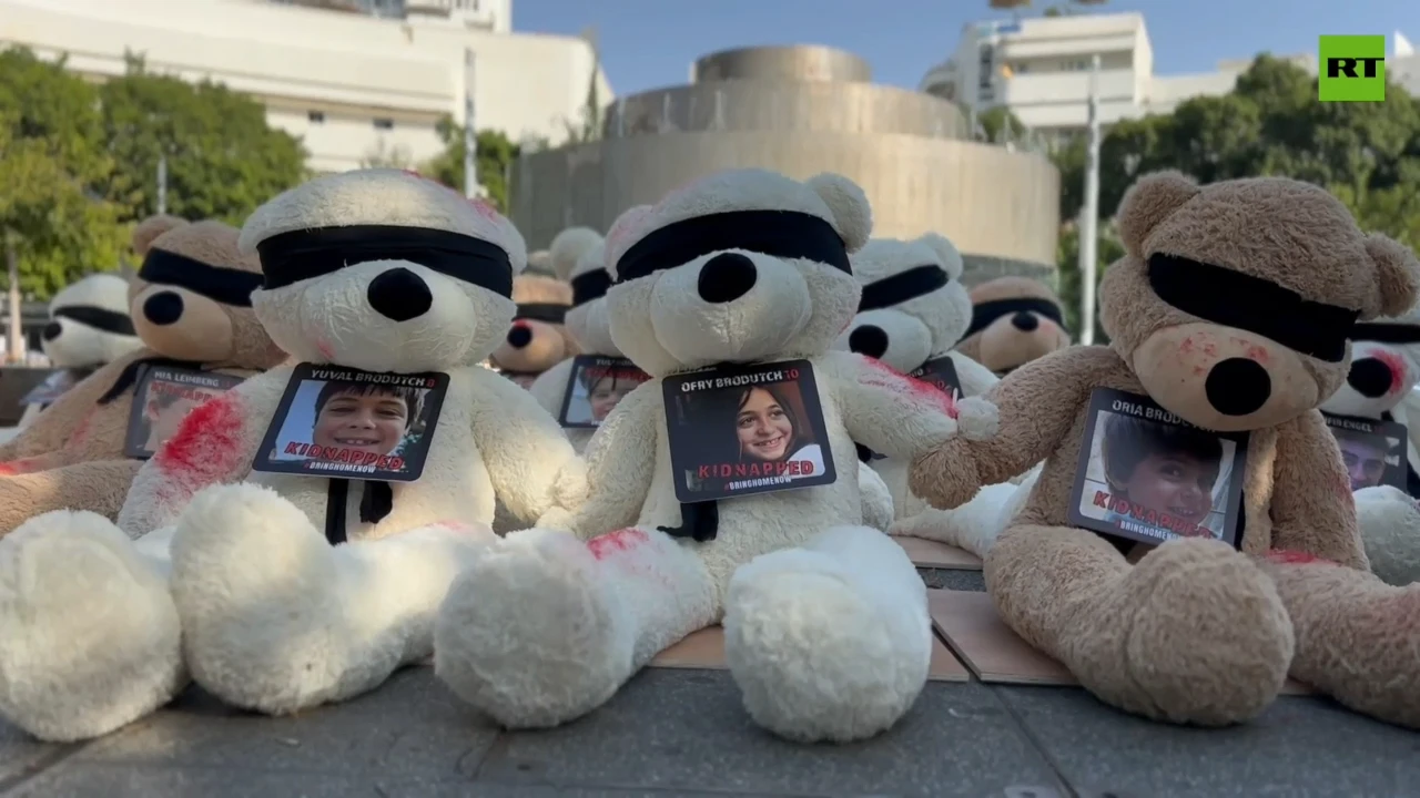 Teddy bears placed in Tel Aviv to remember children held hostage by Hamas