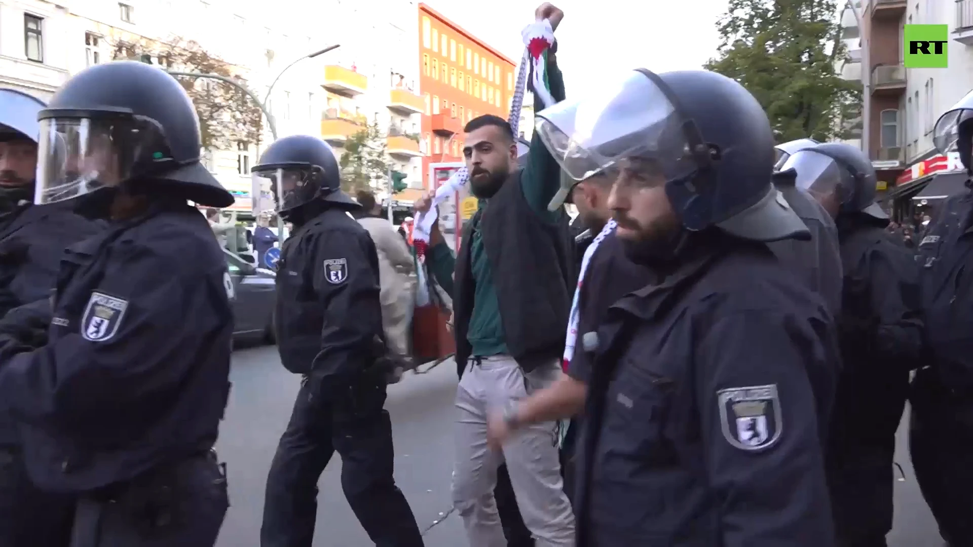 Pro-Palestine activists detained in Berlin amid police ban over 'anti-semitism' concerns