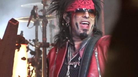 Motley Crue Final Show - Girls, Girls, Girls & Wild Side - 2015