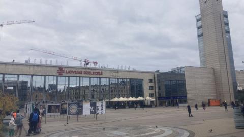 Buying Train Tickets & A Tour Of The Riga Train Station