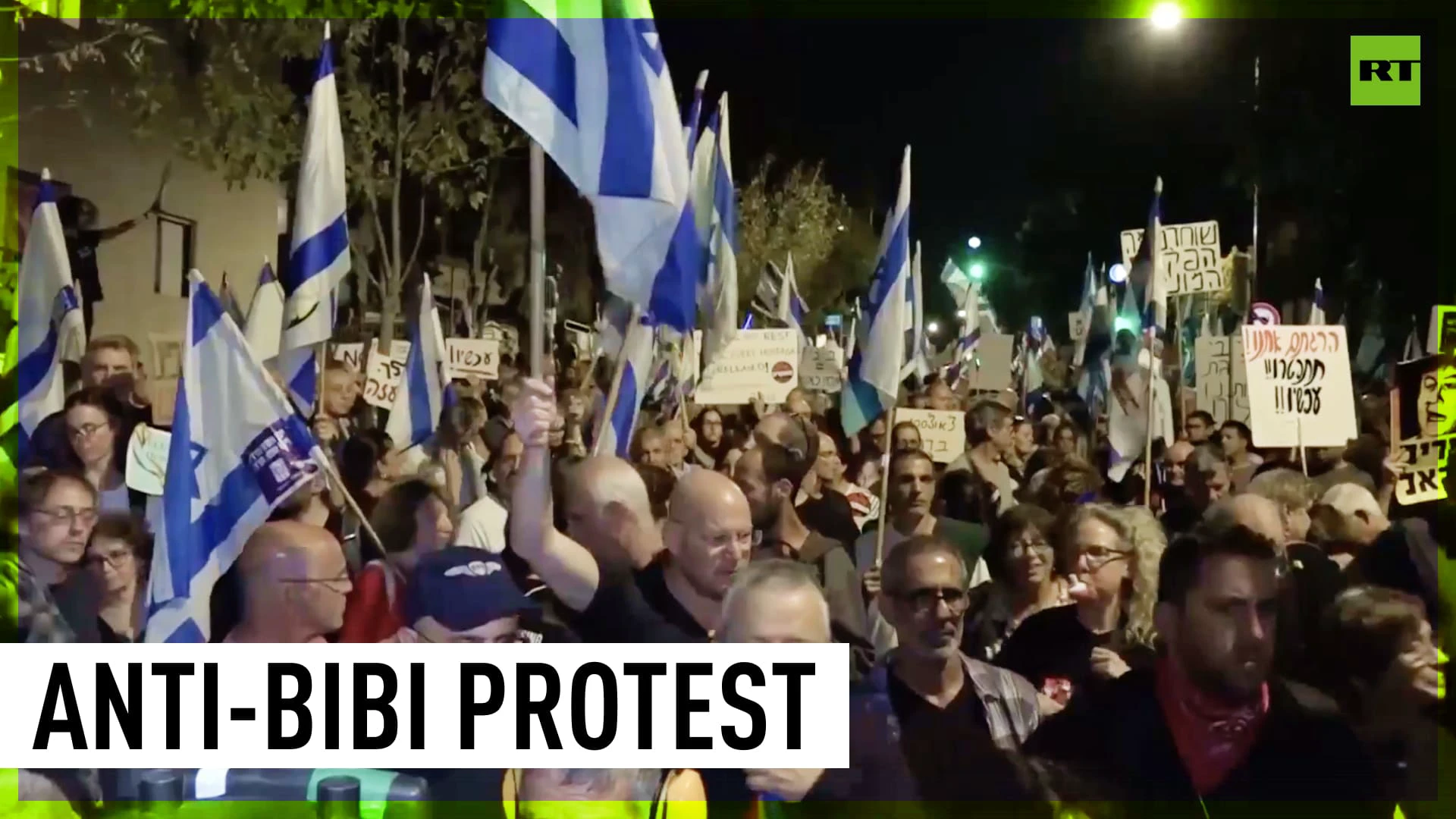 'More dangerous to Israel than Hamas' | Hundreds protest outside Netanyahu's house