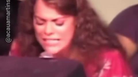 Igrejas no seu bairro ao lado dos botecos da vida.