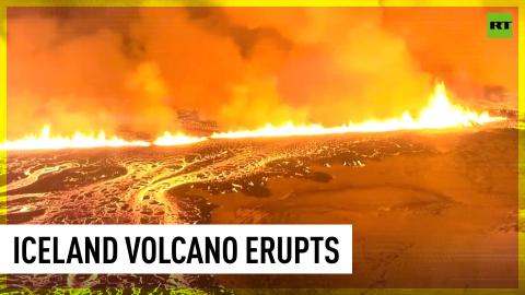 Volcano erupts weeks after earthquake activity on Reykjanes Peninsula in Iceland