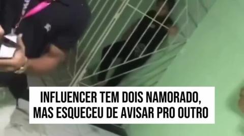 Dois namo juntos da merda