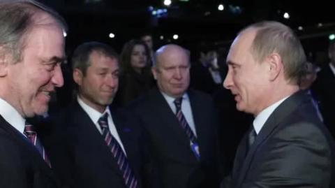 Ucrânia compra Armas e Gasolina da Rússia com dinheiro dos Americano 4 1 2024 Canal: Kombat Nazarov