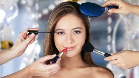 O QUE DETERMINA A BELEZA: GENÉTICA, SOCIEDADE OU PSICOLOGIA?