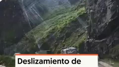 Rock Slide Crushes Truck - Fuck   : (