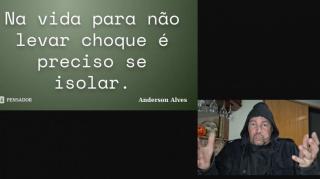 Porque me afasto das pessoas! Santo ateu é canonizado!