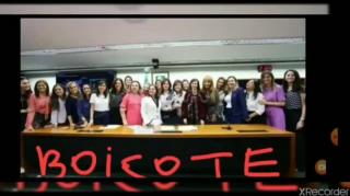 UM DIA DE FÚRIA - CONSERVADORAS PRATICAM FEMINISMO