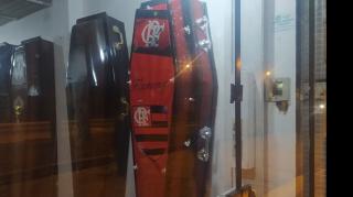 Me enterrem no ponto do amasso!