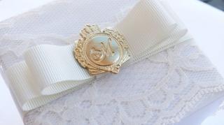 MEDALHA LAÇO BRANCO PARA OS SALVADORES DE DONZELAS!