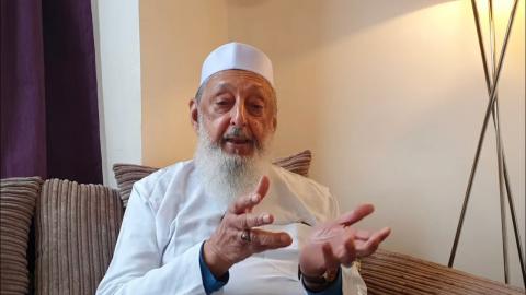 Putin Kisses the Quran