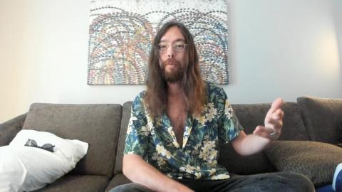 Kamala Harris the Braindead Girlboss