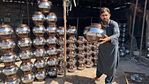 How is Afghanistan’s famous pressure cooker made from engine block at Ahmed Shah Mohsinzada factory