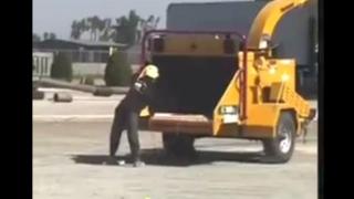 Woman Vs Wood Chipper - Great Way to Prove Your A Dumb Fuck Feminist