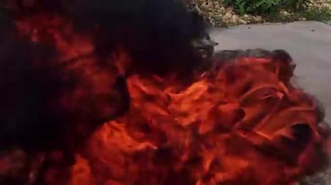 Making Acetylene from Charcoal and Sea Shells