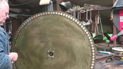 ABSOLUTELY HUGE Magnetic Induction Heater - Using 100 Spinning Neodynium Magnets And A Bucket