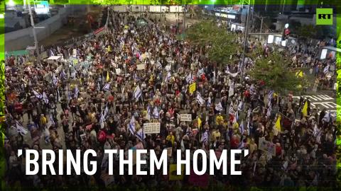’Victory = hostage deal’ | Thousands rally in Tel Aviv
