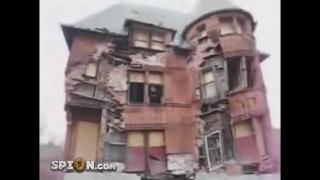 the Darwin awards - Not safe for existence 3