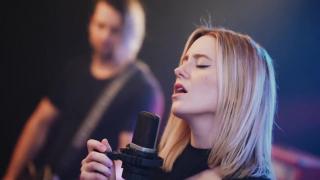 Knockin' On Heaven's Door - Guns N' Roses - cover by First To Eleven
