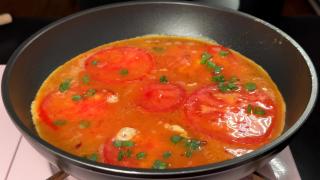 Tomato and 3 Eggs in 5 Minutes