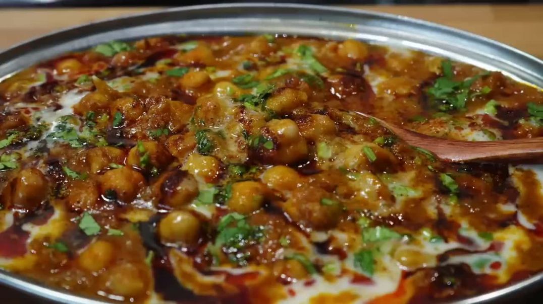 RESTAURANT STYLE CHICKPEA BUTTER MASALA (EASY TO MAKE) - Chole Butter ...