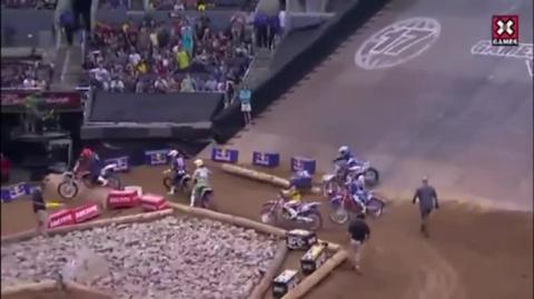 LMFAO 🏍 WOMEN ON MOTORBIKE EPIC FAIL