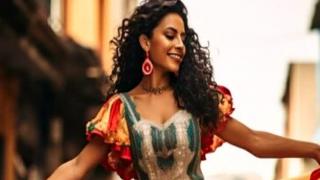 Raise Your Glass - #chickasha #ninnekah #oklahoma #narcowoman #puta #dwarftommy