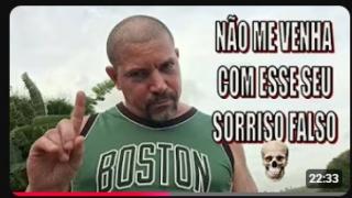 Sorria e o mundo sorrirá com você, chore e chorará sozinho!