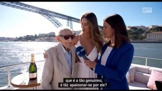 Love at first money sight !